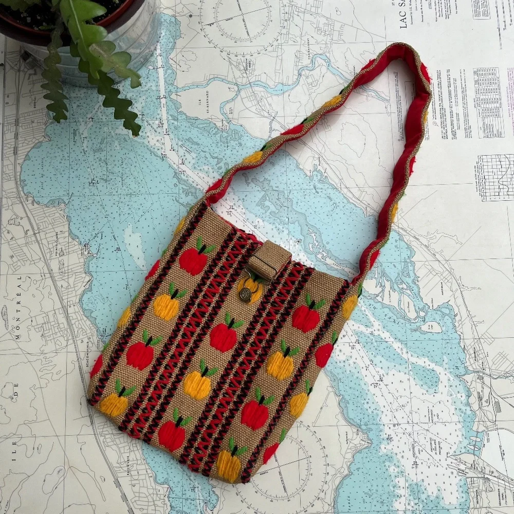Vintage 60s Apple Embroidered Burlap Bag - Picture 1 of 5
